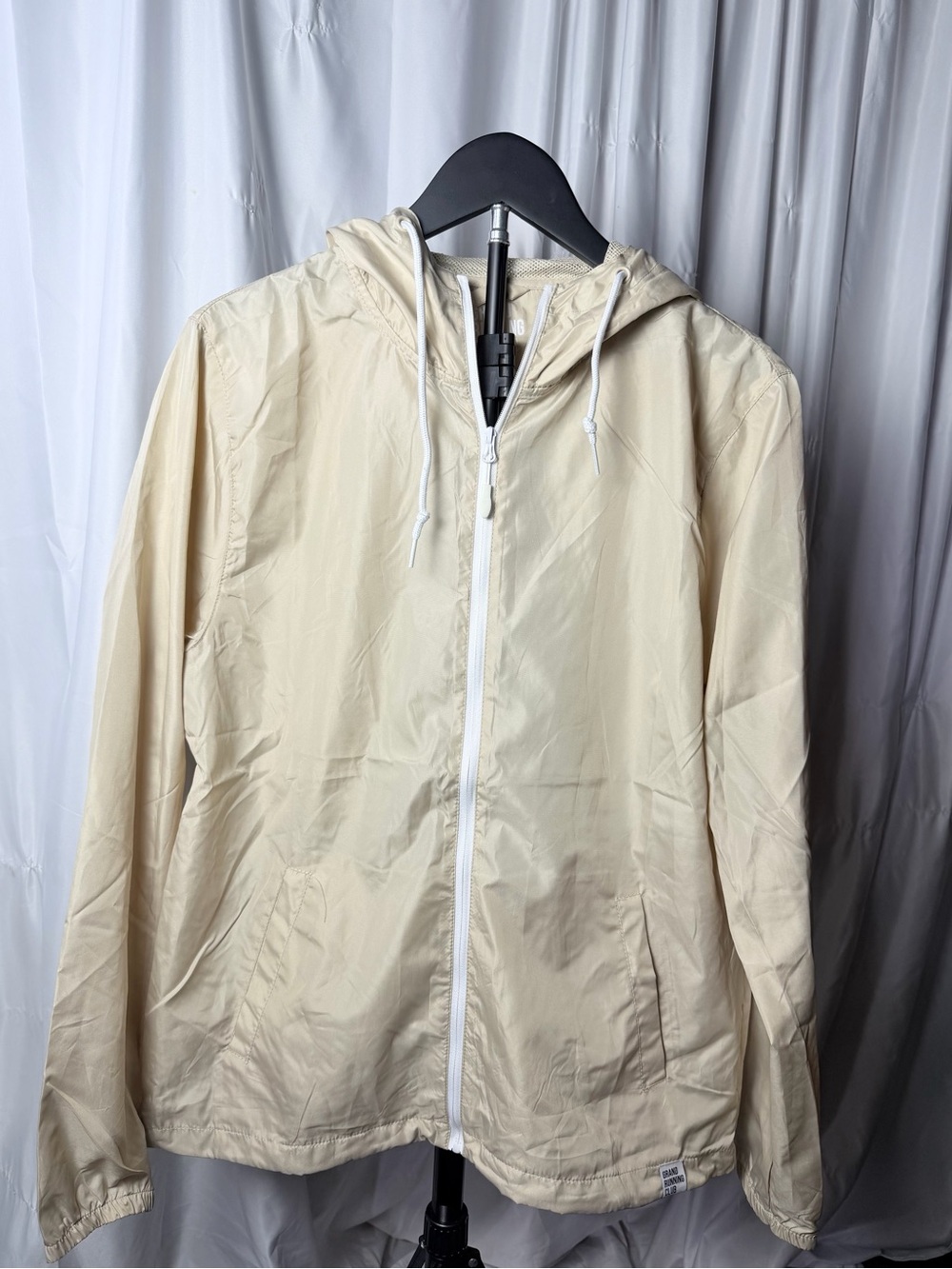 Grand Running Club Windbreaker Jacket – NWOT – Size Small / XXXL